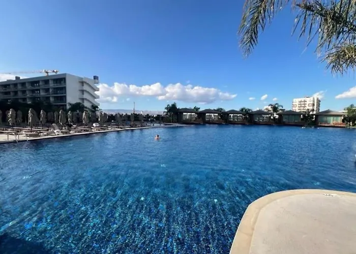 Grand Sapphire,luxury By Report Homes Northern Cyprus * איה נאפה